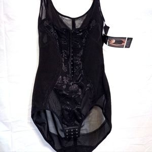 Plus Size bodysuit shapewear